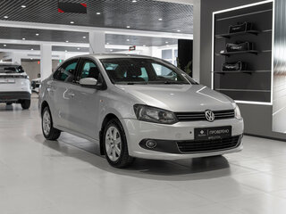 2011 Volkswagen Polo V, бежевый, 615000 рублей, вид 2