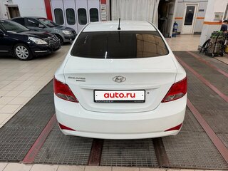 2016 Hyundai Solaris I Рестайлинг, белый, 999000 рублей, вид 4