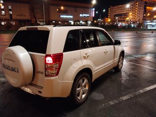 2010 Suzuki Grand Vitara II Рестайлинг, белый, 1250000 рублей, вид 3