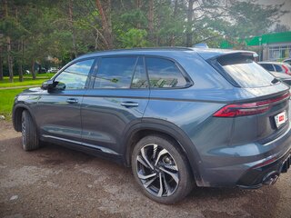 2024 Geely Monjaro (Xingyue L) I Рестайлинг (China Market), серый, 2850000 рублей, вид 4