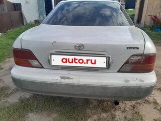 1994 Toyota Vista IV (V40), белый, 250000 рублей, вид 2