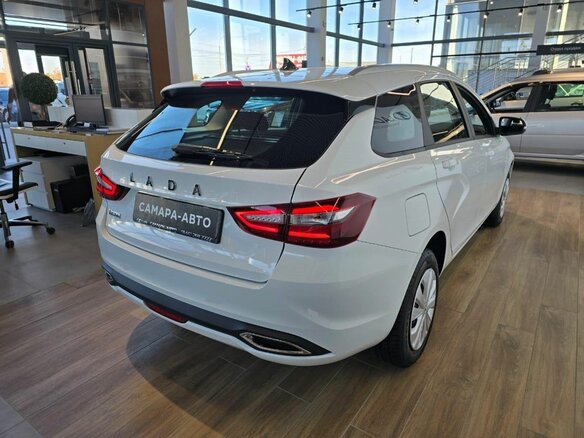 2026 Lada (ВАЗ) Vesta SW I Рестайлинг (NG), белый, 1815000 рублей - вид 3