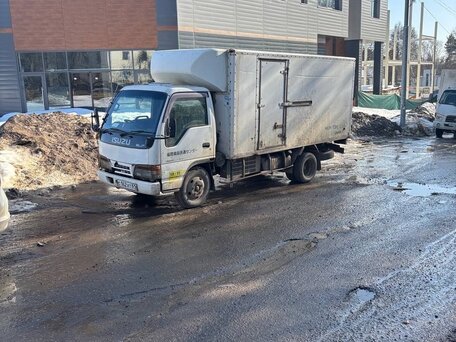 1995 Isuzu Elf (N-series), белый, 600000 рублей, вид 2