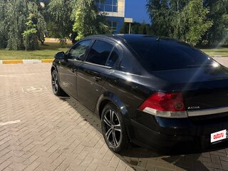 2012 Opel Astra H Рестайлинг, чёрный, 425000 рублей, вид 2
