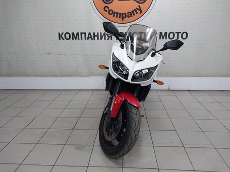 2009 Yamaha FZ1, белый, 499000 рублей, вид 3