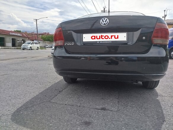 2014 Volkswagen Polo V, чёрный, 1100000 рублей - вид 2