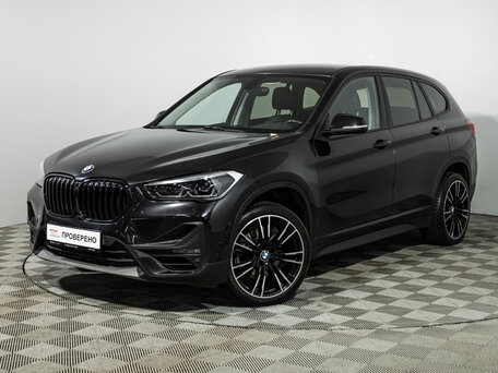 2021 BMW X1 20i xDrive II (F48) Рестайлинг, чёрный, 2869777 рублей, вид 1