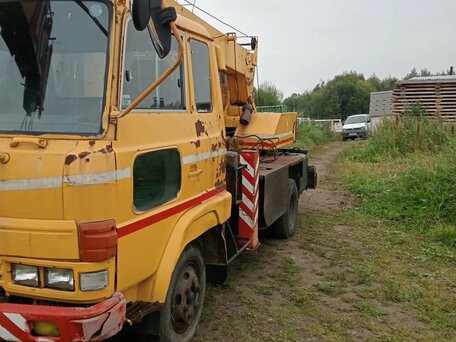 1986 Hino Автокран, оранжевый, 3800000 рублей, вид 1