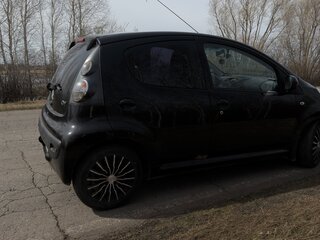 2010 Citroen C1 I Рестайлинг, чёрный, 350000 рублей, вид 3