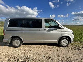 2021 Volkswagen Caravelle T6 Рестайлинг, серебристый, 3700000 рублей, вид 2
