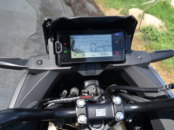 2021 Honda NC 750X, серебристый, 1000000 рублей - вид 8