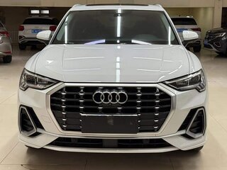 2022 Audi Q3 35 TFSI II (F3), белый, 1745000 рублей, вид 2