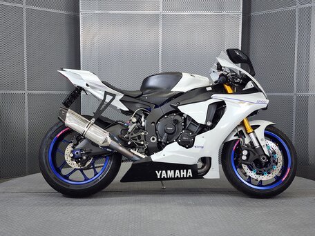 2019 Yamaha YZF-R1, белый, 1619000 рублей, вид 1