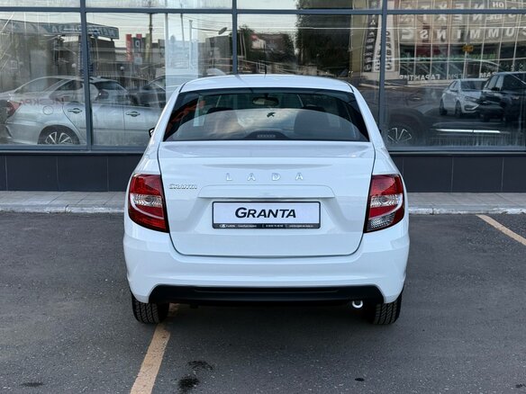 2026 Lada (ВАЗ) Granta I Рестайлинг, белый, 1068000 рублей - вид 3