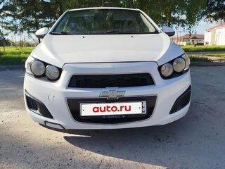 2012 Chevrolet Aveo II, белый, 520000 рублей, вид 2