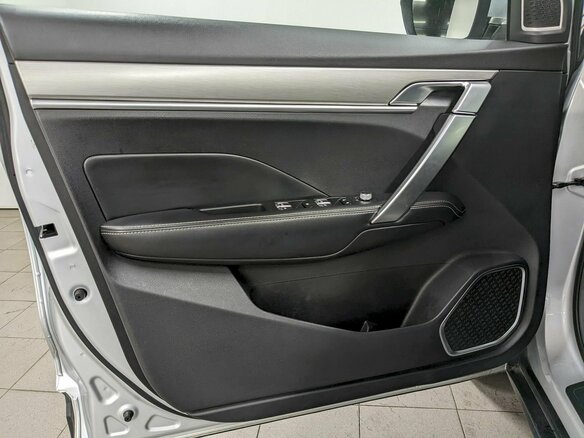 2021 Geely Coolray I, серый - вид 10
