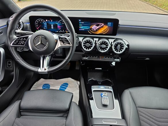 2024 Mercedes-Benz CLA 200 d II (C118, X118) Рестайлинг, синий - вид 5