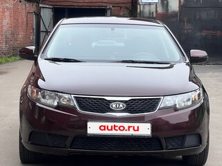2011 Kia Cerato 5-speed II, пурпурный, 1000000 рублей, вид 3