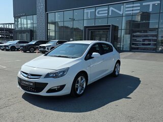 Opel Astra J Рестайлинг