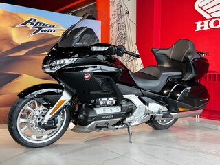 2019 Honda GL 1800 Gold Wing, чёрный, 2890000 рублей, вид 2