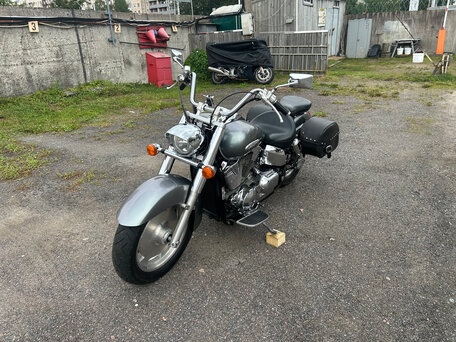 2006 Honda VTX 1300, серебристый, 600000 рублей, вид 1