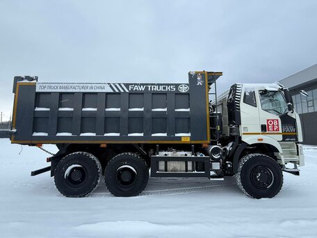 2023 FAW J6 CA3250, белый, 6300000 рублей, вид 2
