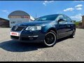 2006 Volkswagen Passat B6, синий, 440000 рублей