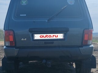 2017 Lada (ВАЗ) 2121 (4x4) I Рестайлинг, серебристый, 600000 рублей, вид 2