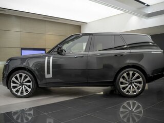 2025 Land Rover Range Rover P530 MHEV V, серый, 26530000 рублей, вид 2