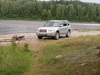 2006 Subaru Forester II Рестайлинг, серебристый, 710000 рублей, вид 3