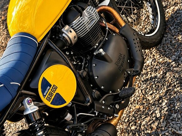 2025 Royal Enfield Bear 650, жёлтый, 580000 рублей - вид 8