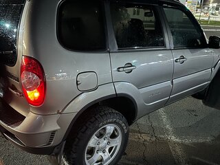 2012 Chevrolet Niva I Рестайлинг, серый, 620000 рублей, вид 5