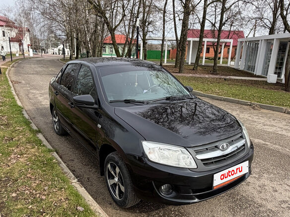 2014 Lada (ВАЗ) Granta I, чёрный, 420000 рублей - вид 2
