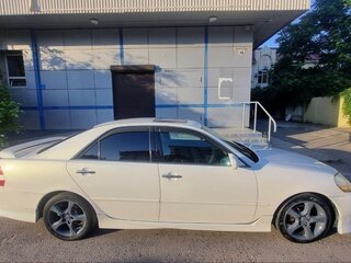 2001 Toyota Mark II IX (X110), белый, 780000 рублей, вид 3