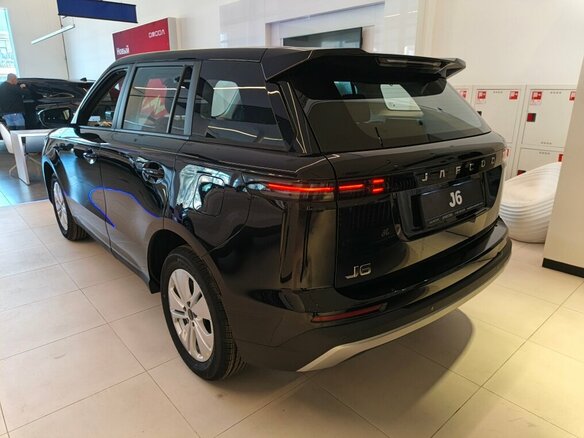 2026 Jaecoo J6, чёрный, 2330000 рублей - вид 3