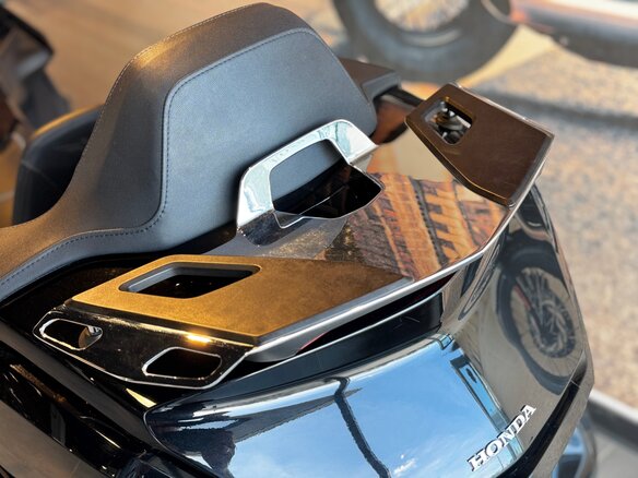 2018 Honda GL 1800 Gold Wing, чёрный, 2490000 рублей - вид 10