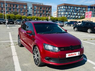 2012 Volkswagen Polo V, красный, 690000 рублей, вид 2