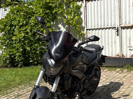 2020 Bajaj Dominar 400, чёрный, 305000 рублей, вид 2