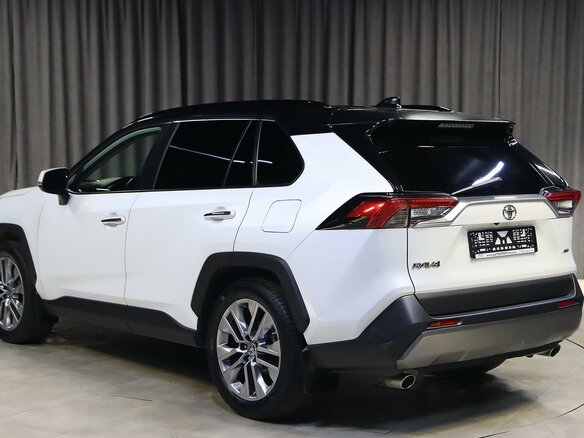 2020 Toyota RAV4 V (XA50), белый - вид 3