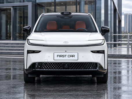 2026 Toyota bZ3X 67.9 kWh, белый, 3189000 рублей, вид 2