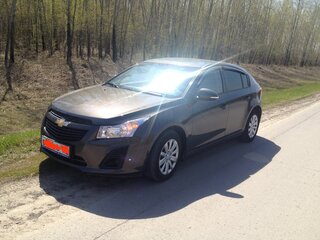 2014 Chevrolet Cruze I Рестайлинг, серый, 800000 рублей, вид 2