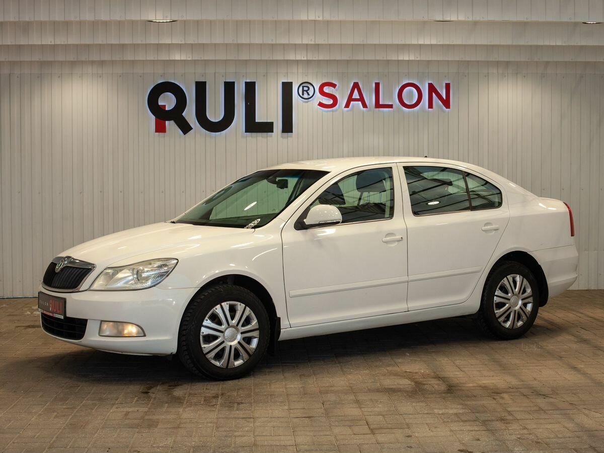 Открыть фотографии: Skoda Octavia II (A5) Рестайлинг