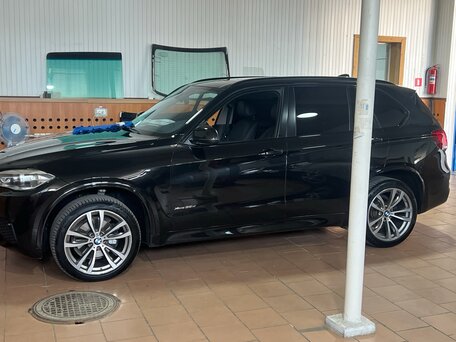 2015 BMW X5 30d III (F15), чёрный, 3500000 рублей, вид 3