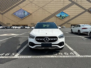 2022 Mercedes-Benz GLA 180 II (H247), белый, 1980001 рублей, вид 2
