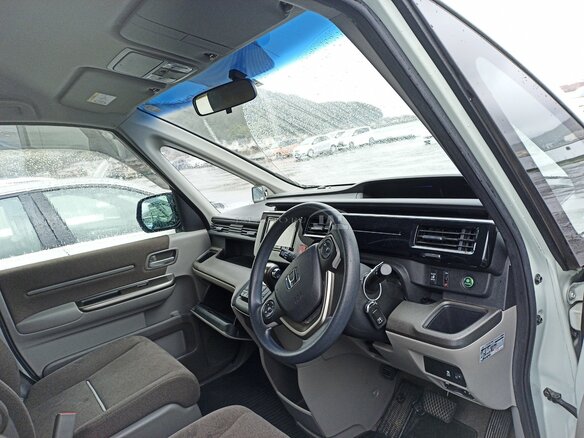 2017 Honda Stepwgn V Рестайлинг, серый, 1850000 рублей - вид 7
