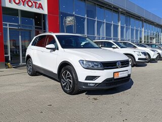 2018 Volkswagen Tiguan II, белый, 2269000 рублей, вид 3