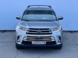 2017 Toyota Highlander III (XU50) Рестайлинг, серебристый, 3190000 рублей, вид 2