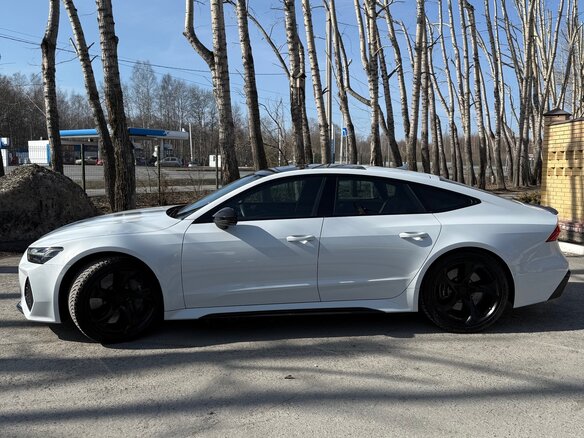 2019 Audi RS 7 II (4K), белый, 12500000 рублей - вид 2