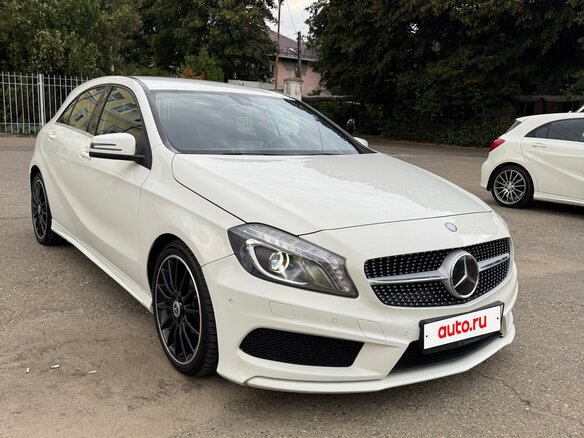 2013 Mercedes-Benz A-Класс 200 III (W176), белый, 1750000 рублей - вид 3