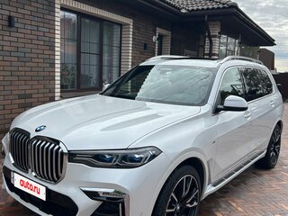 2022 BMW X7 40i I (G07), белый, 9100000 рублей, вид 2